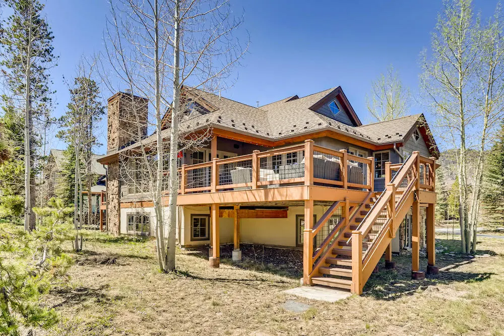 555 Wooden Canoe Dillon CO-035-030-Exterior Rear-MLS_Size