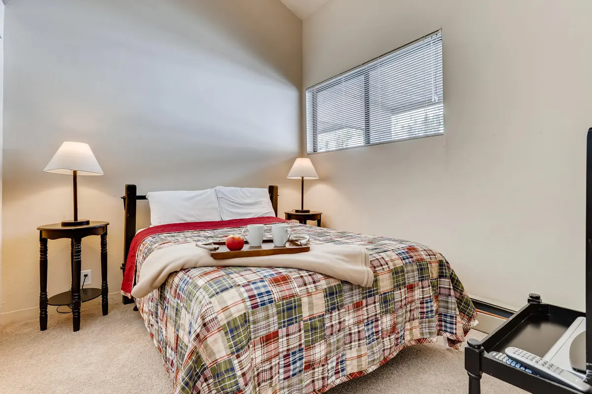 1173 Ski Hill Road Unit 123-011-025-Kitchen-MLS_Size