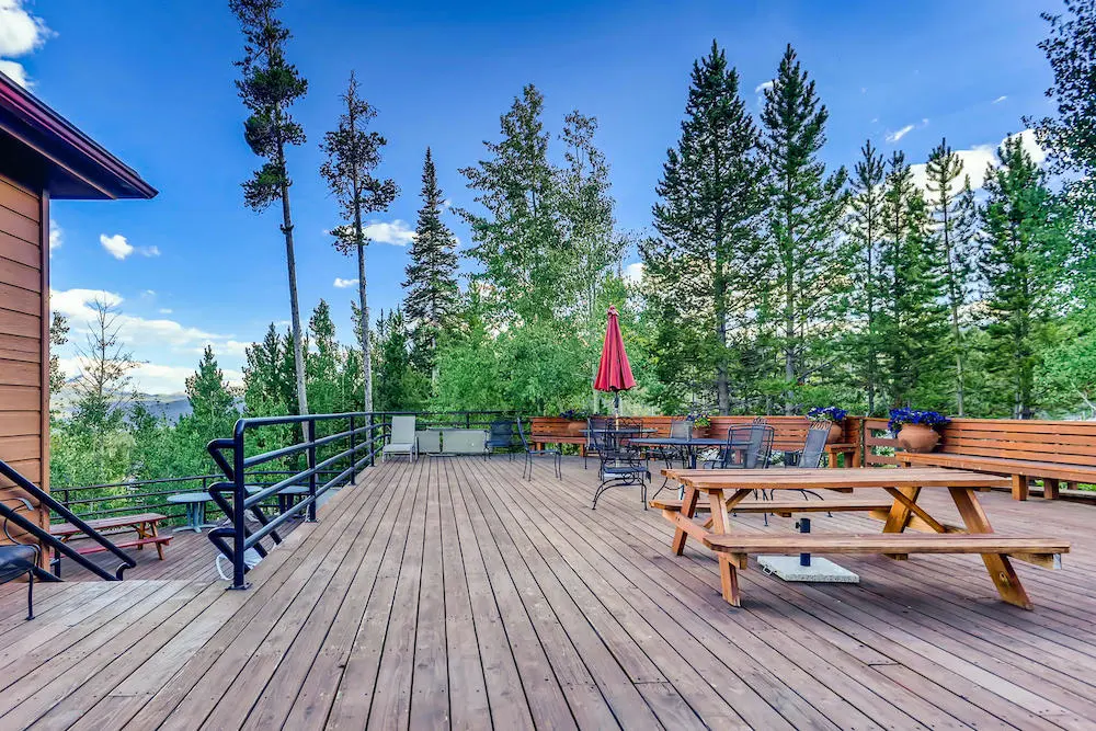 Deck