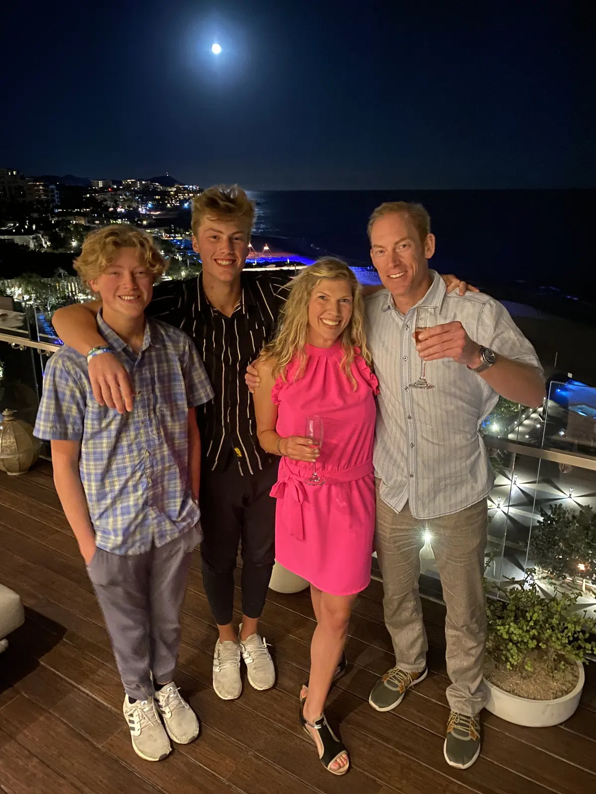 amy nakos family in cabo