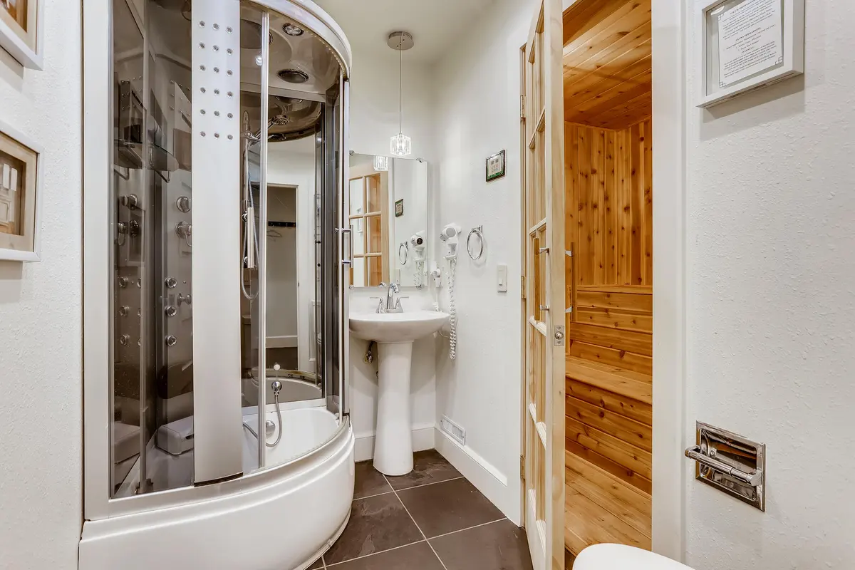 5 Bedroom Keystone Condo for Sale 15